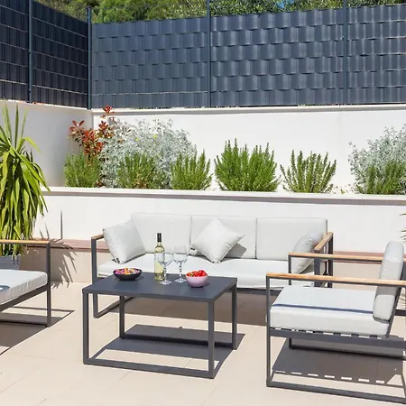 Casa vacanze Stunning Home In Okrug Gornji